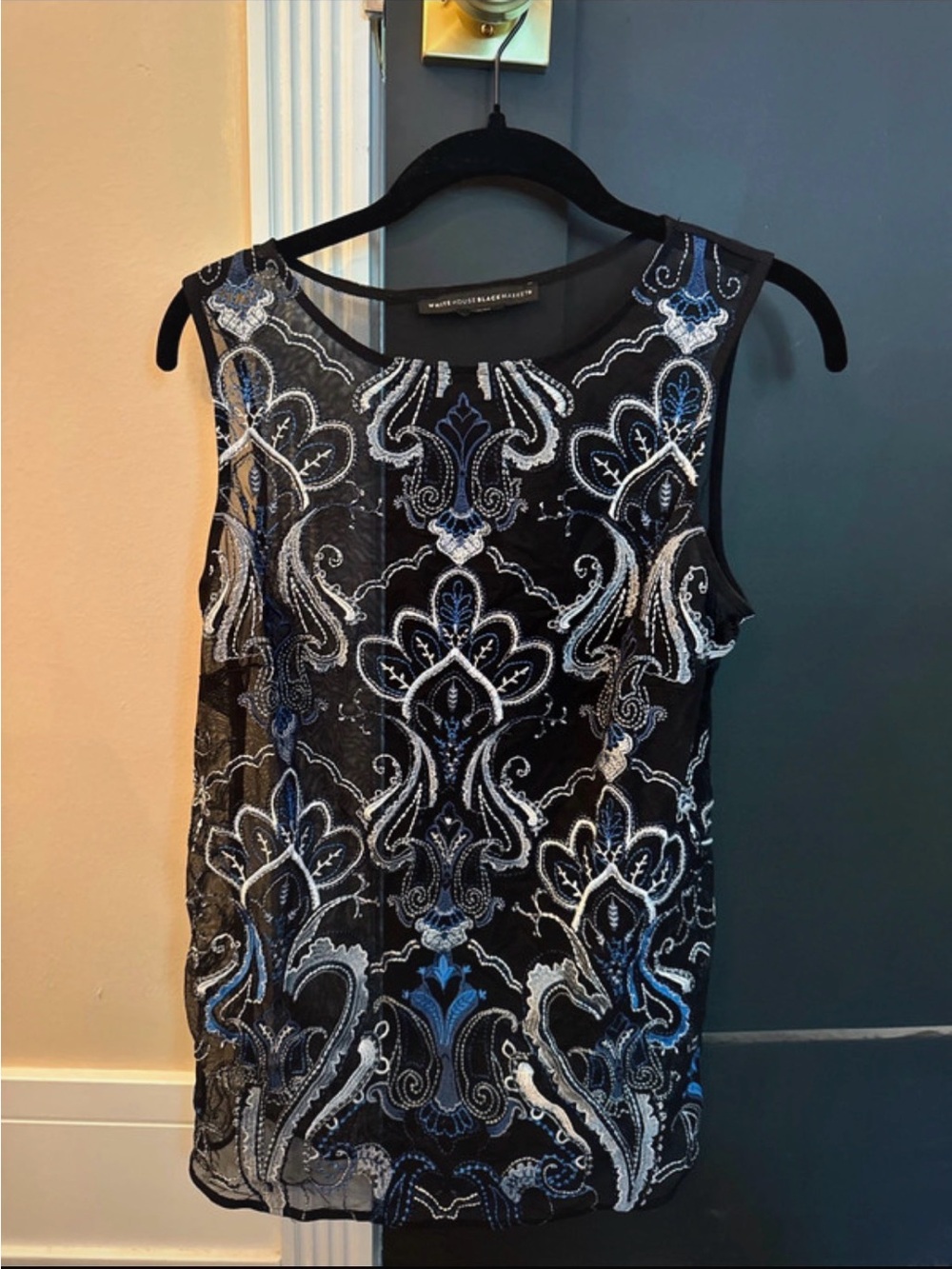 White House Black Market Black Sleeveless Beaded Embroidered Camisole